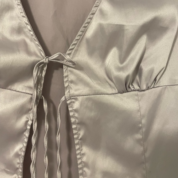 Cute satin tie-top from UO - Picture 3 of 3